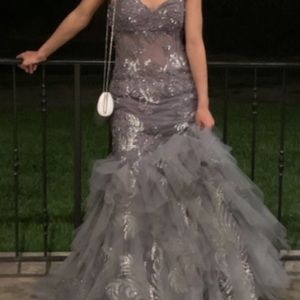 Prom dress